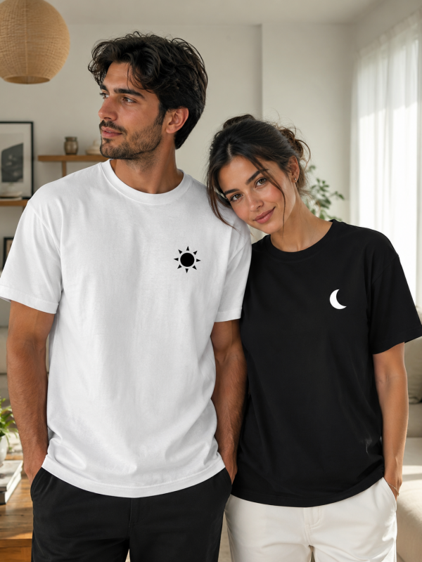 2 Adet Güneş & Ay Baskılı Çift Tişörtleri