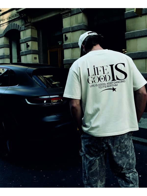 Life is good  Oversized Tshirt